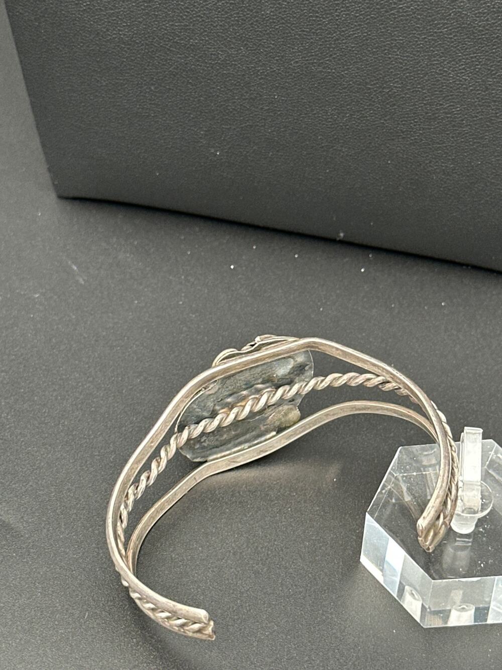 Vintage Navajo Style Sterling Silver Cuff Turquoise Feather Twist Band